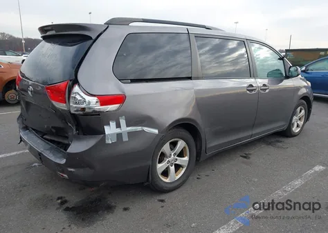 2011 Toyota Sienna Le V6 from USA, damaged, VIN 5TDKK3DC1BS044579